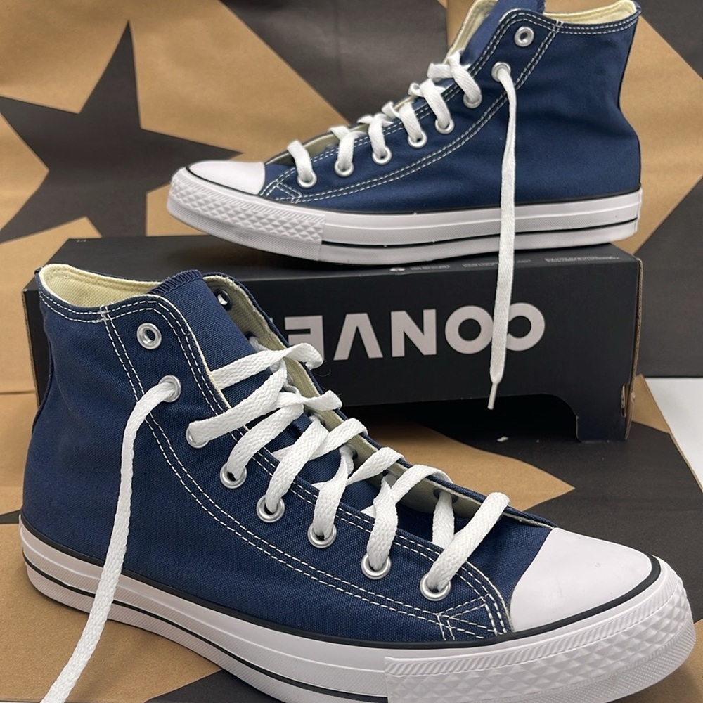 Converse Men's Blue High-Top Sneakers Classic Colors Navy - Picture 12 of 16